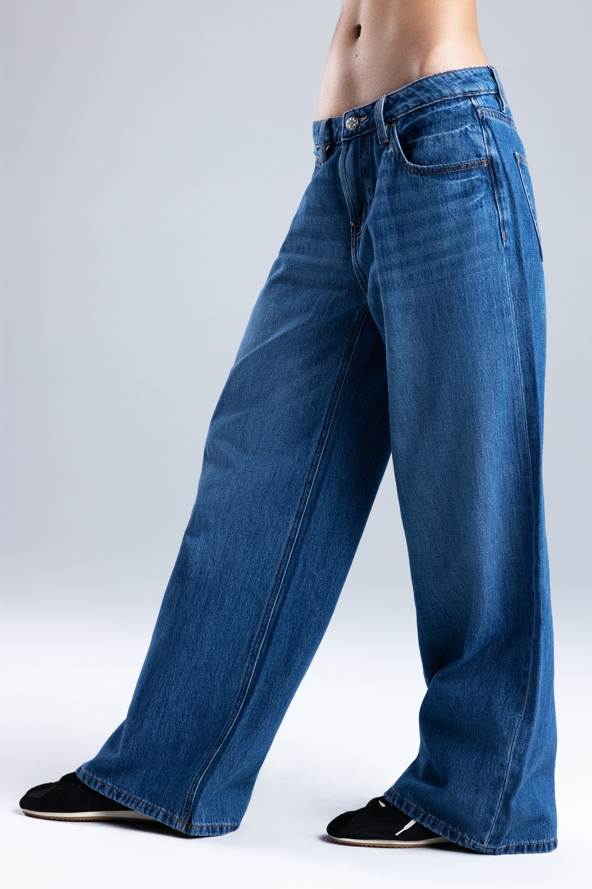 Dion Low Rise Palazzo Jeans - Image 3