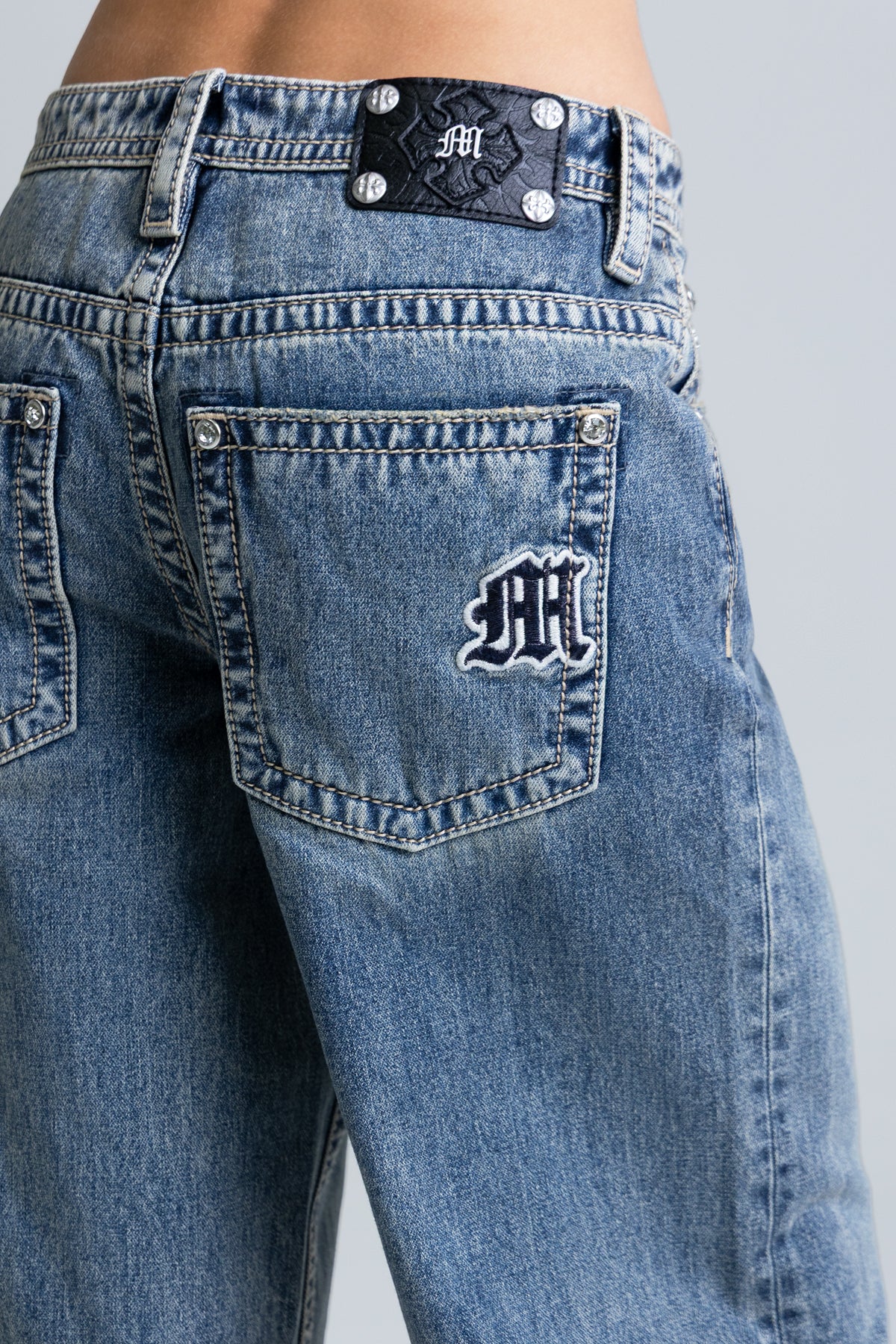 Flint Low Rise Baggy Jeans - Image 9