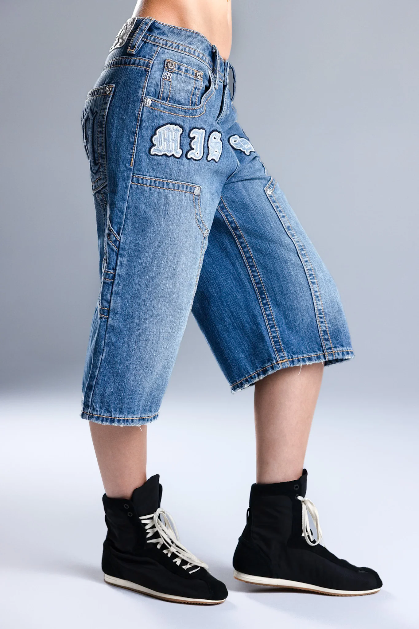Kaitlyn Baggy Utility Jorts - Image 5