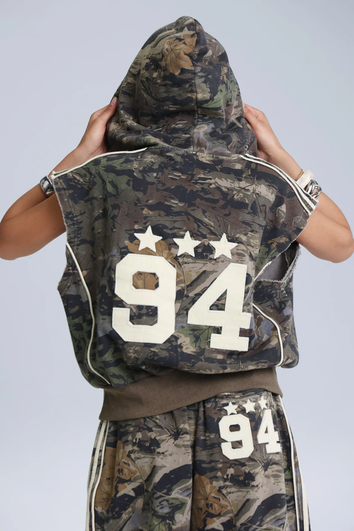 Manhunt Camo Vest - Image 2
