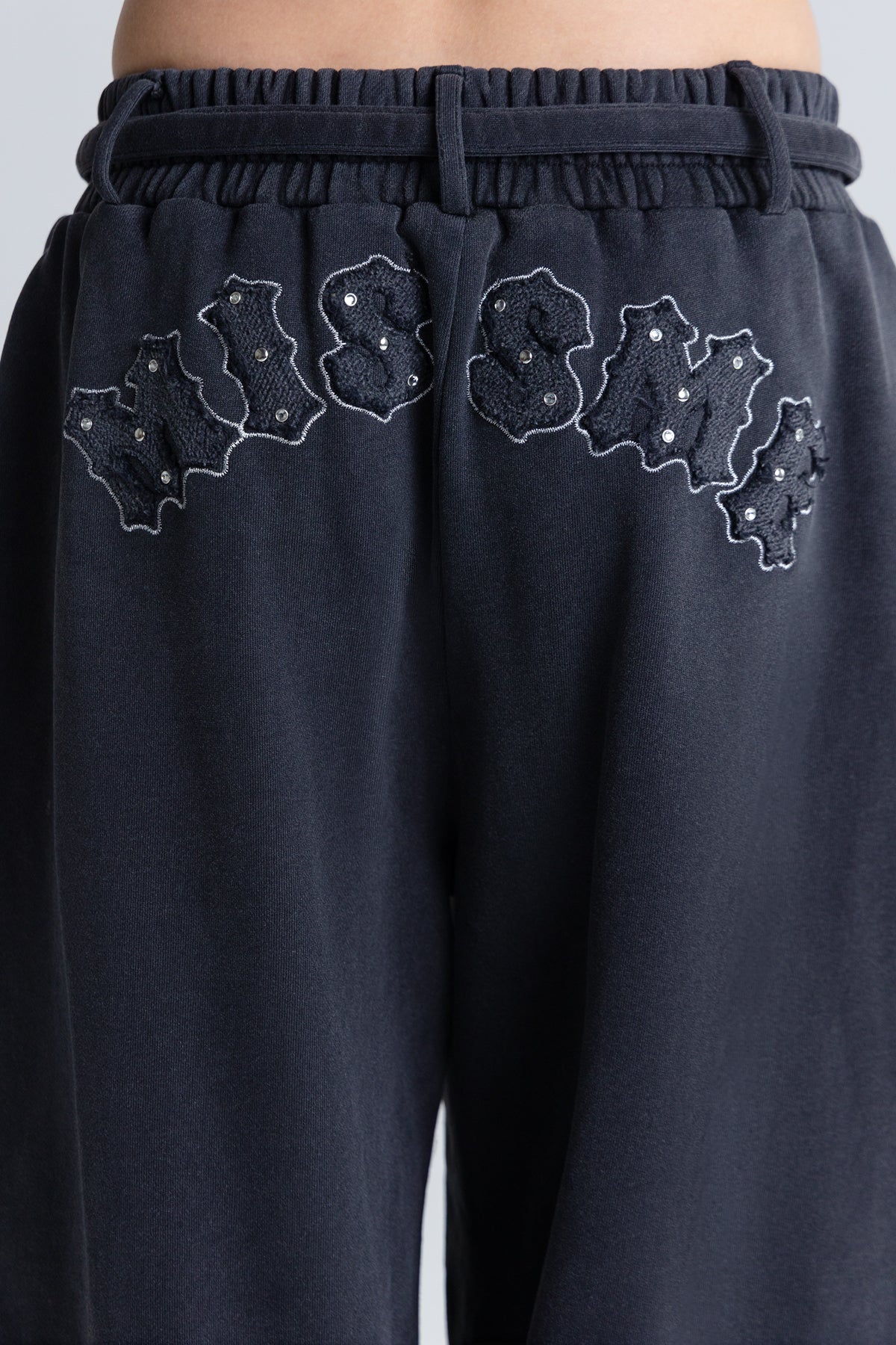 Mile High Baggy Capri - Image 17