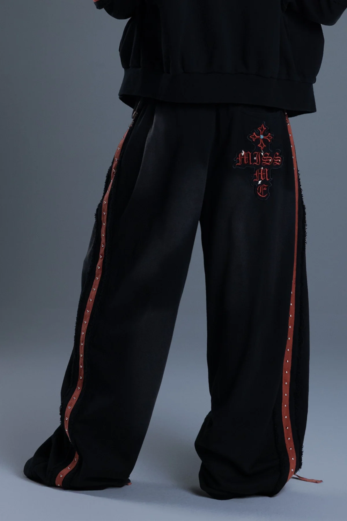 Nika Sweatpants - Image 4