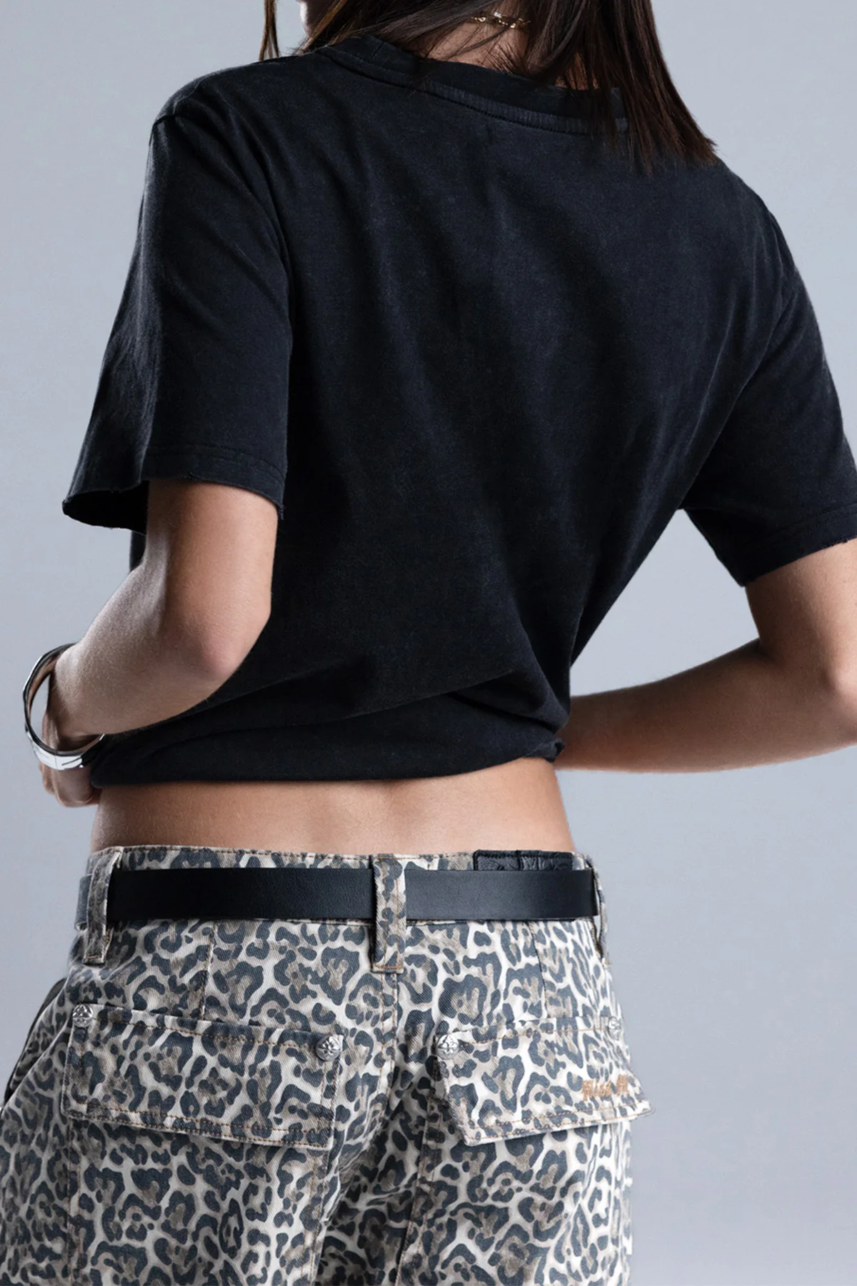 Valeria Script Tee - Image 4