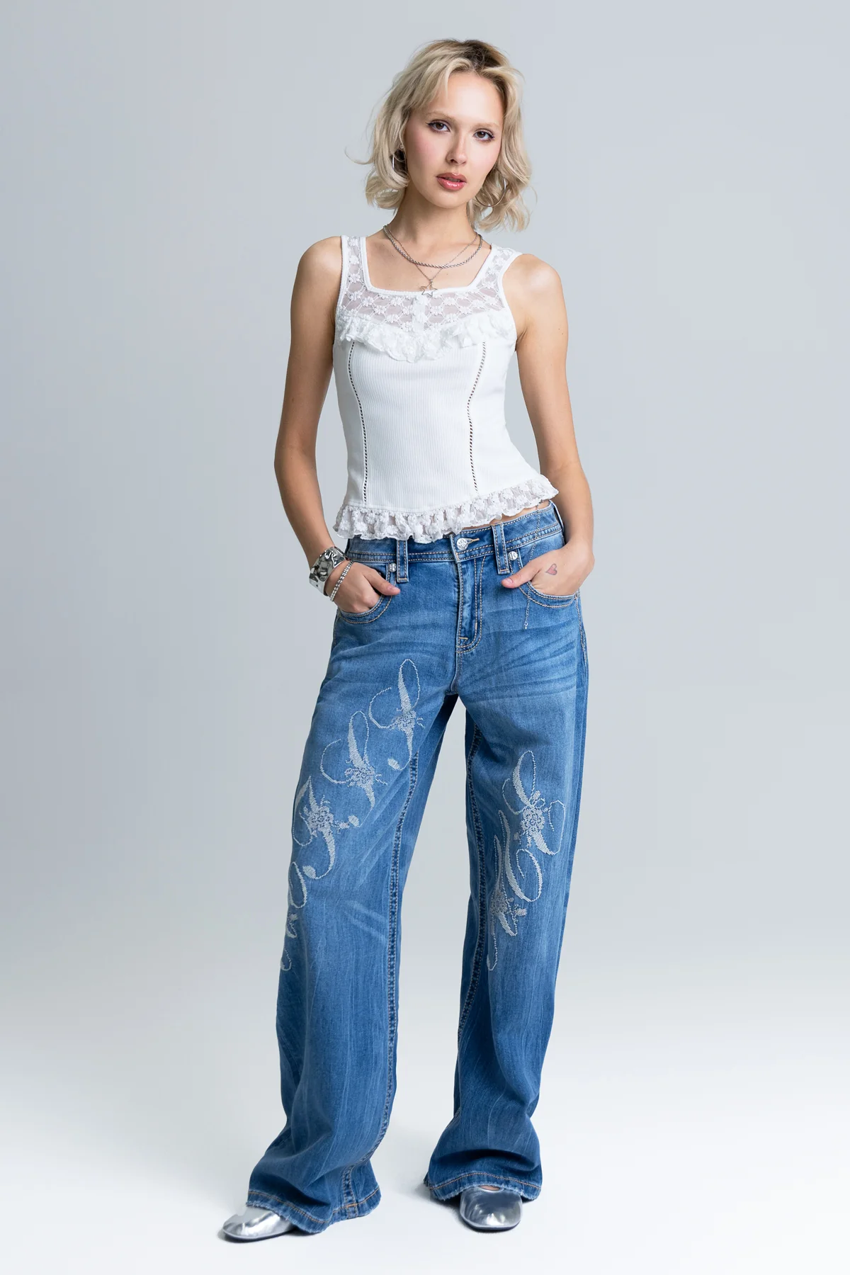 Veil Super Baggy Wide Jeans - Image 3